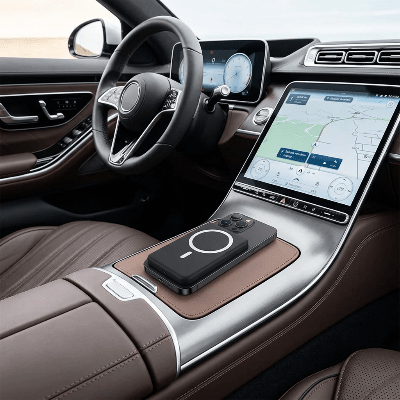 BATTERIE EXTERNE MAGNETIQUE dans voiture de luxe
