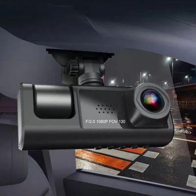 CAMÉRA POUR LA VOITURE SafeDash Concept Car Média