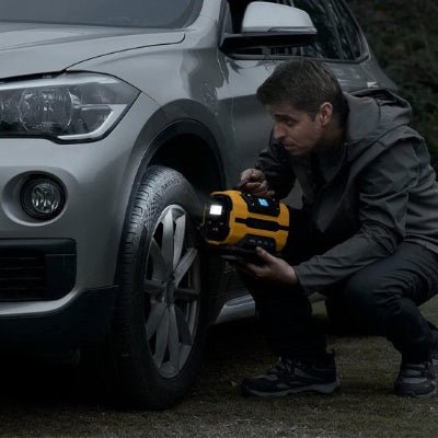 Gonfleur pneu voiture lampe