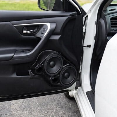 Haut parleur voiture porte