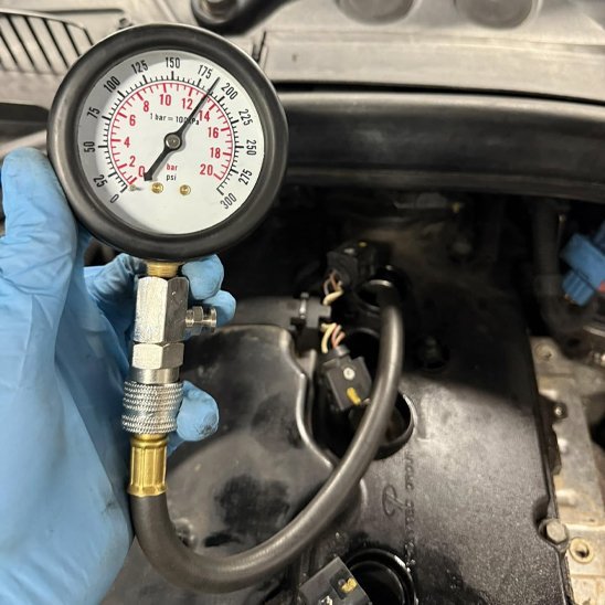 Testeur de pression moteur