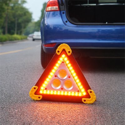 Triangle signalisation Ar voiture